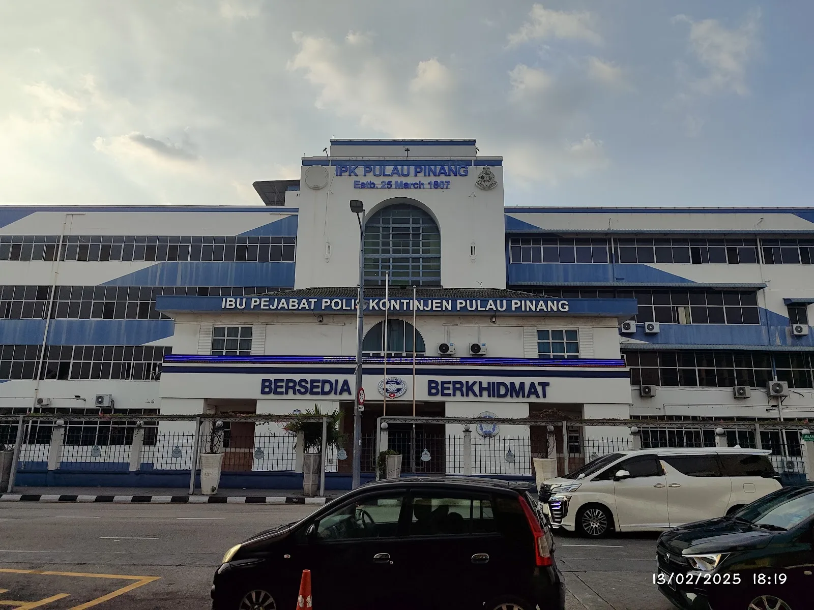 Ibu Pejabat Polis Kontinjen Pulau Pinang
