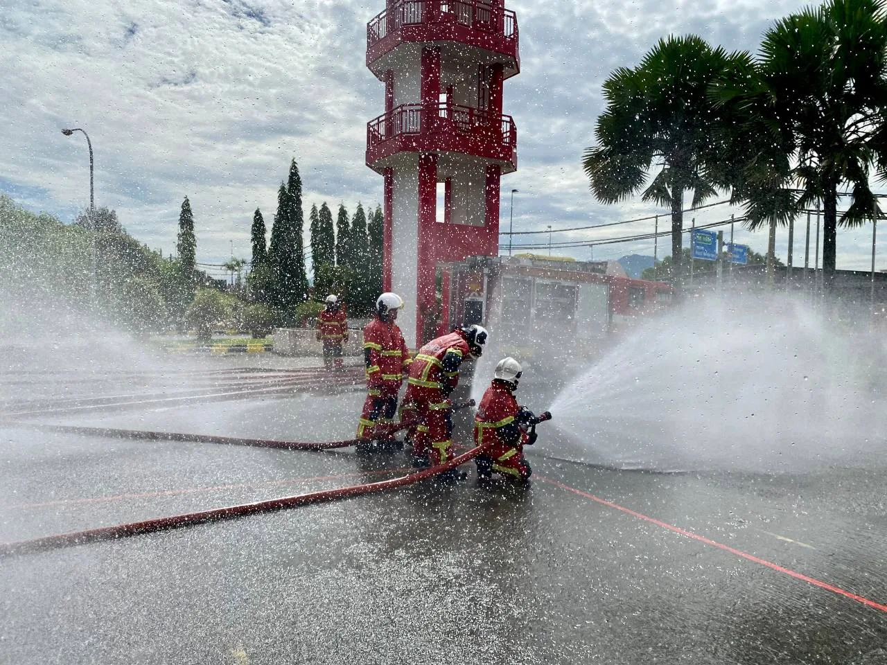 Balai Bomba dan Penyelamat Lintas