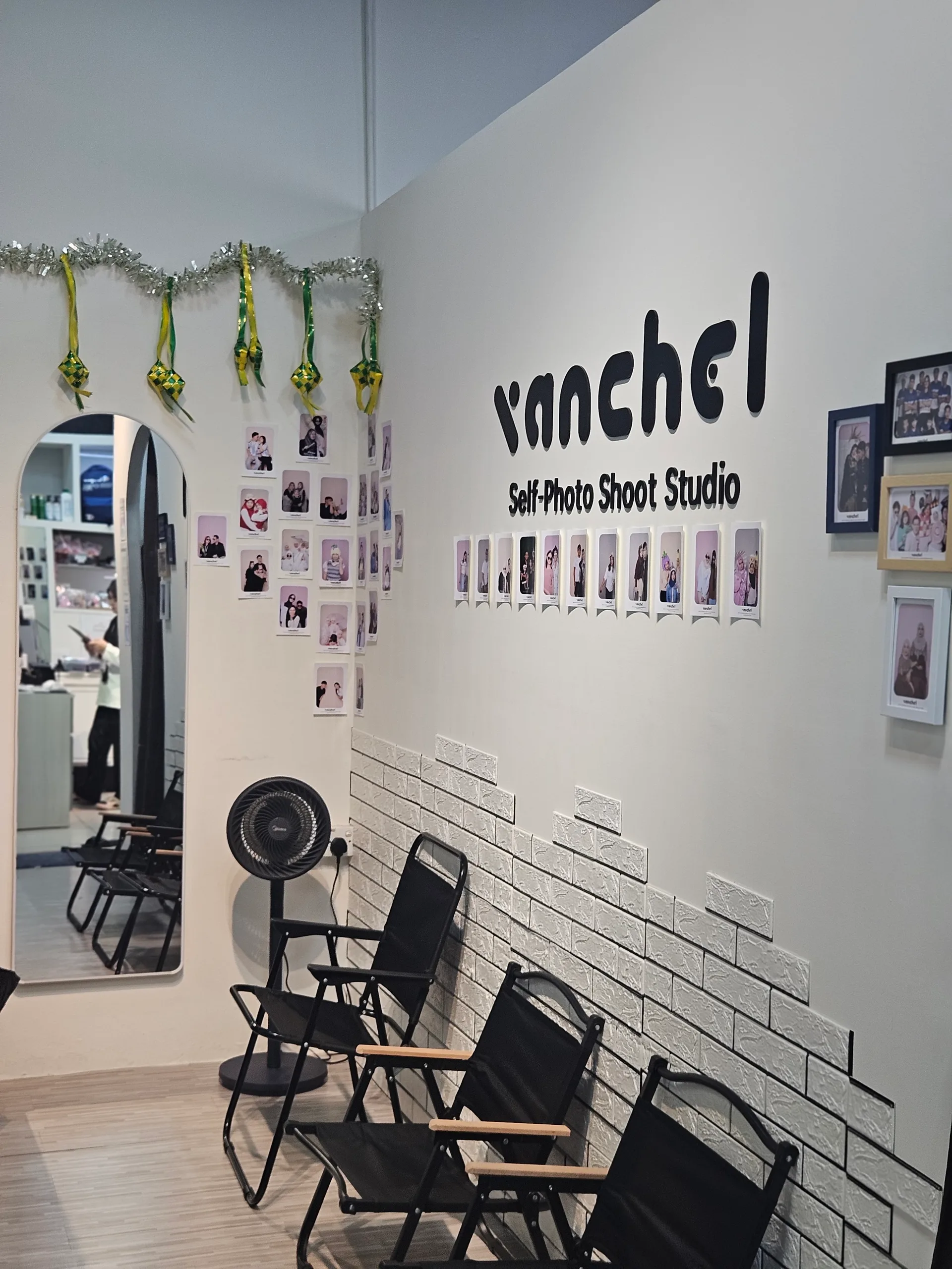 Vanchel Self-Photo Shoot Studio | 1Borneo Hypermall
