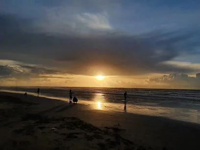 Luak Esplanade
