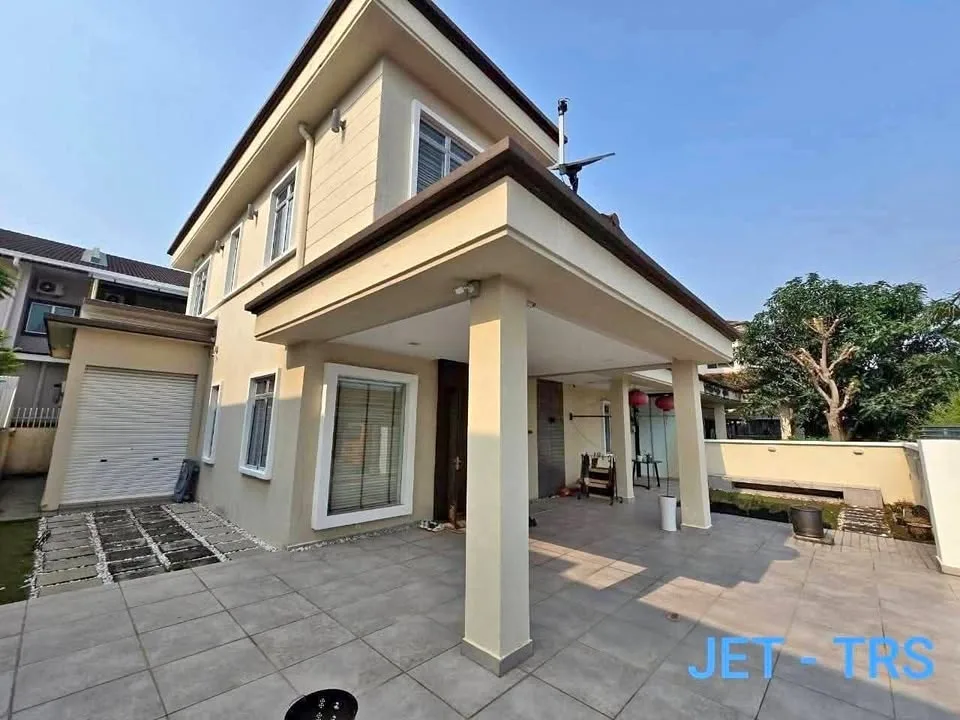 Renovated double-storey semi-detached house, Jalan Raja Nong, Klang