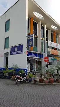 Balai Polis Queensbay