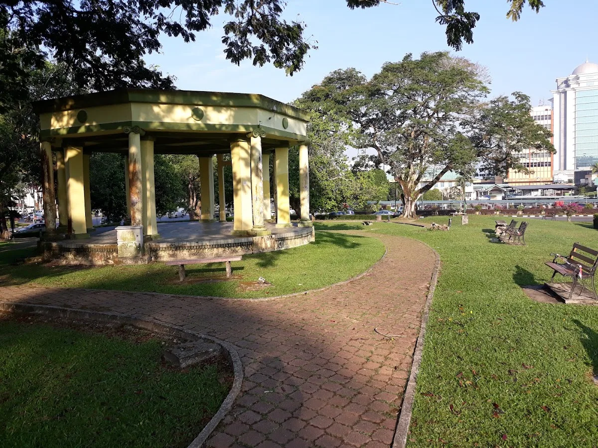 Sarawak Museum Park