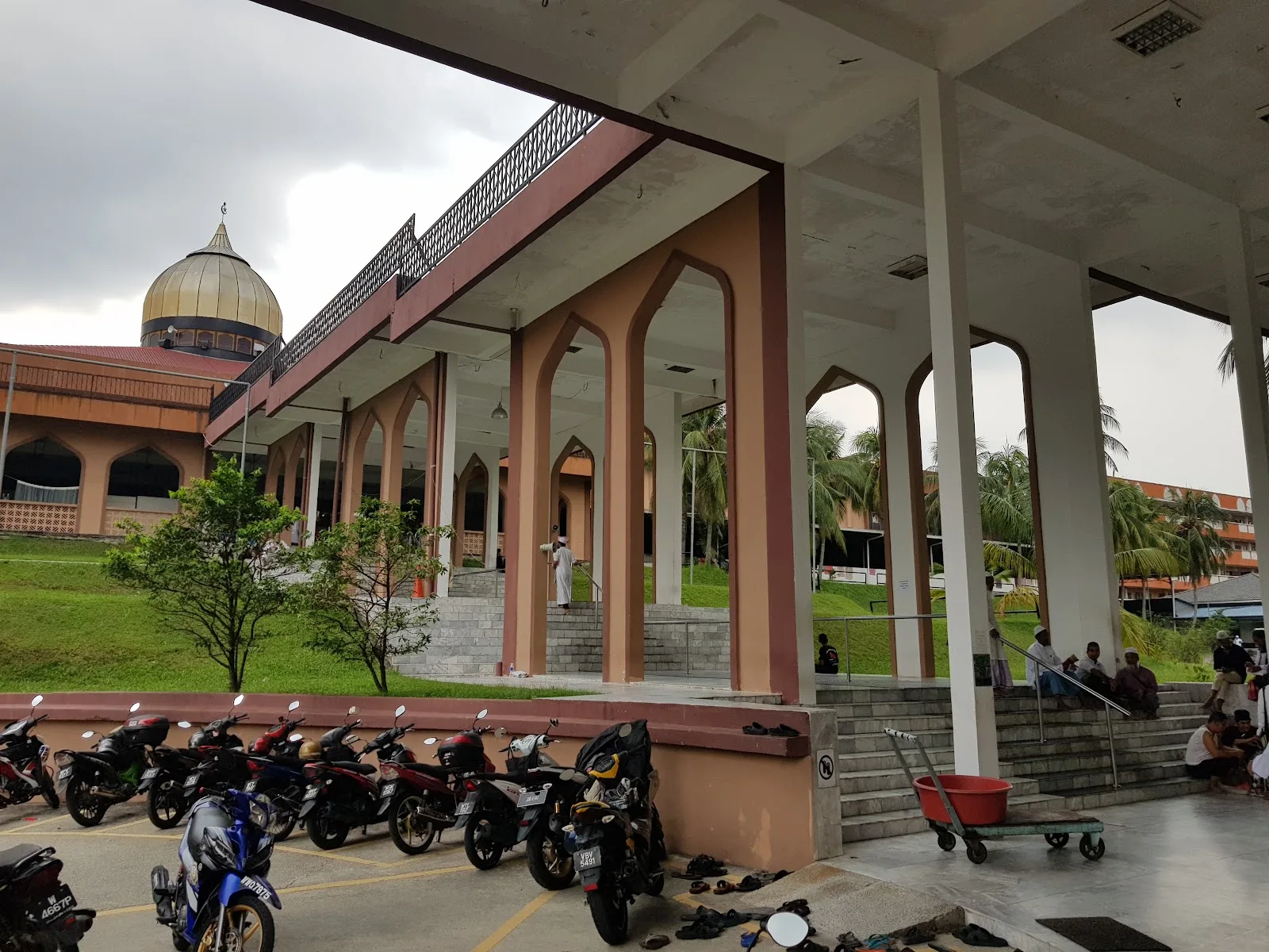 Masjid Jamek Sri Petaling