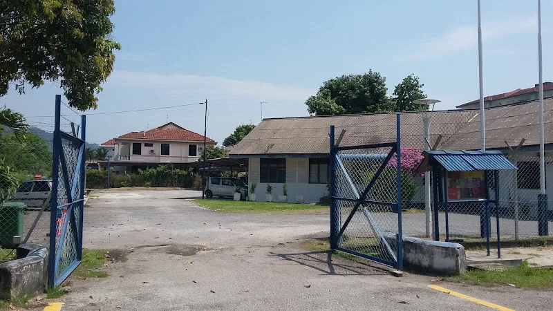 Balai Polis Batu Maung