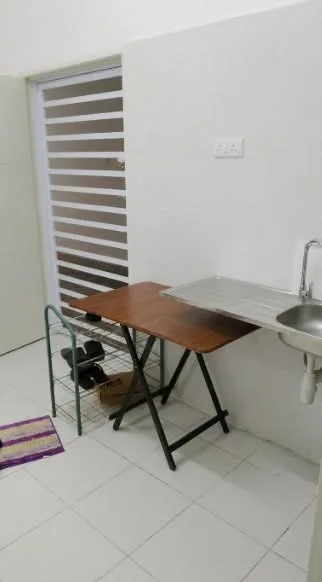 Canning Garden Single-Storey Semi-Detached House — For Rent