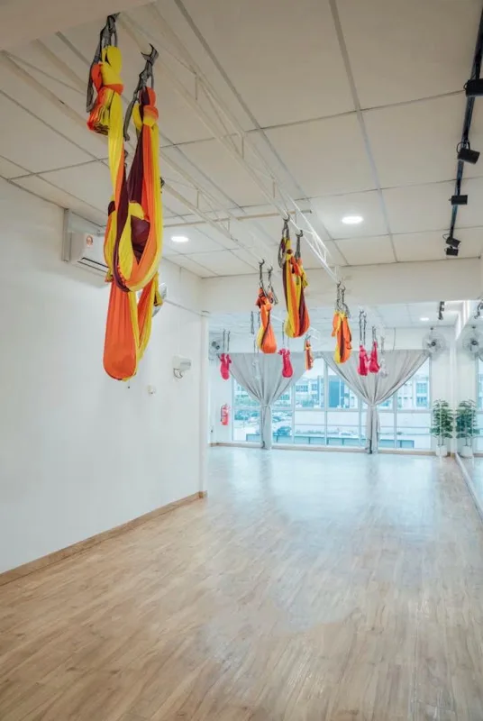MIND & GLOW YOGA STUDIO