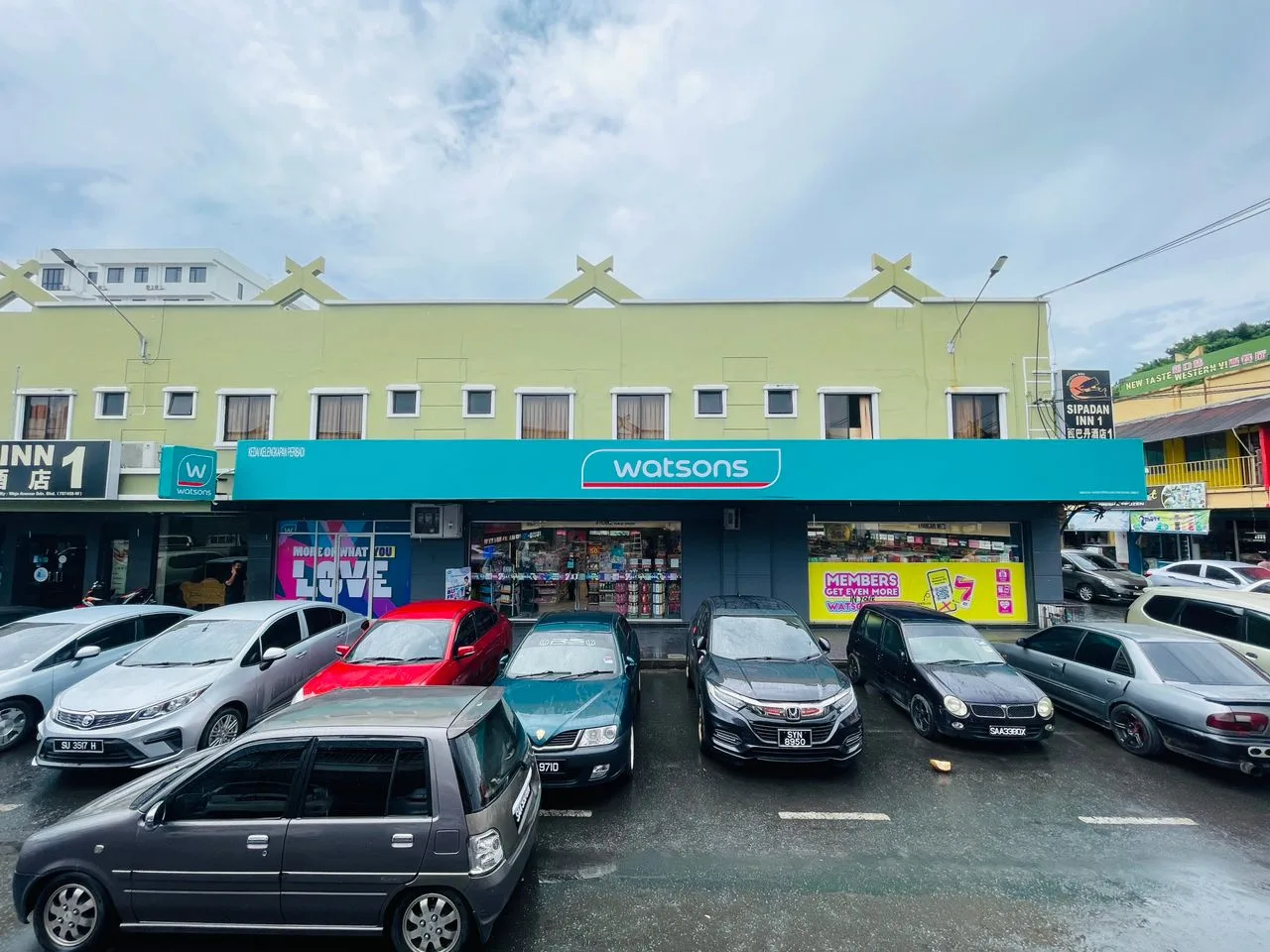Watsons Semporna