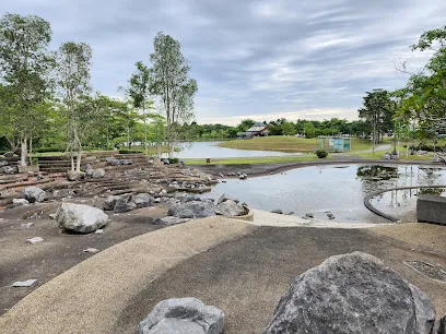 Sibu Lake Garden