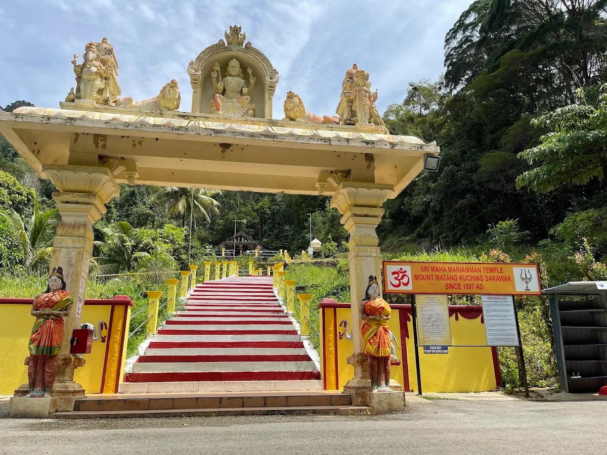 Kuil Sri Maha Mariamman Gunung Matang