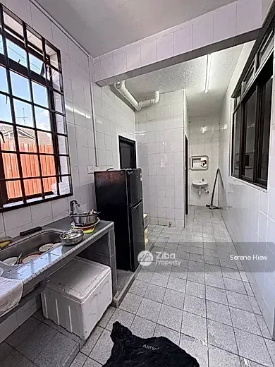 Rumah Teres Dua Tingkat Taman Skudai Baru — Untuk Dijual
