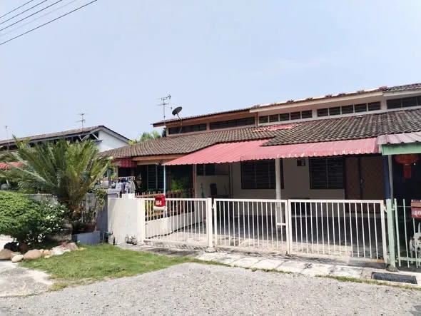 Gunung Rapat Single-Storey Terrace House — For Rent