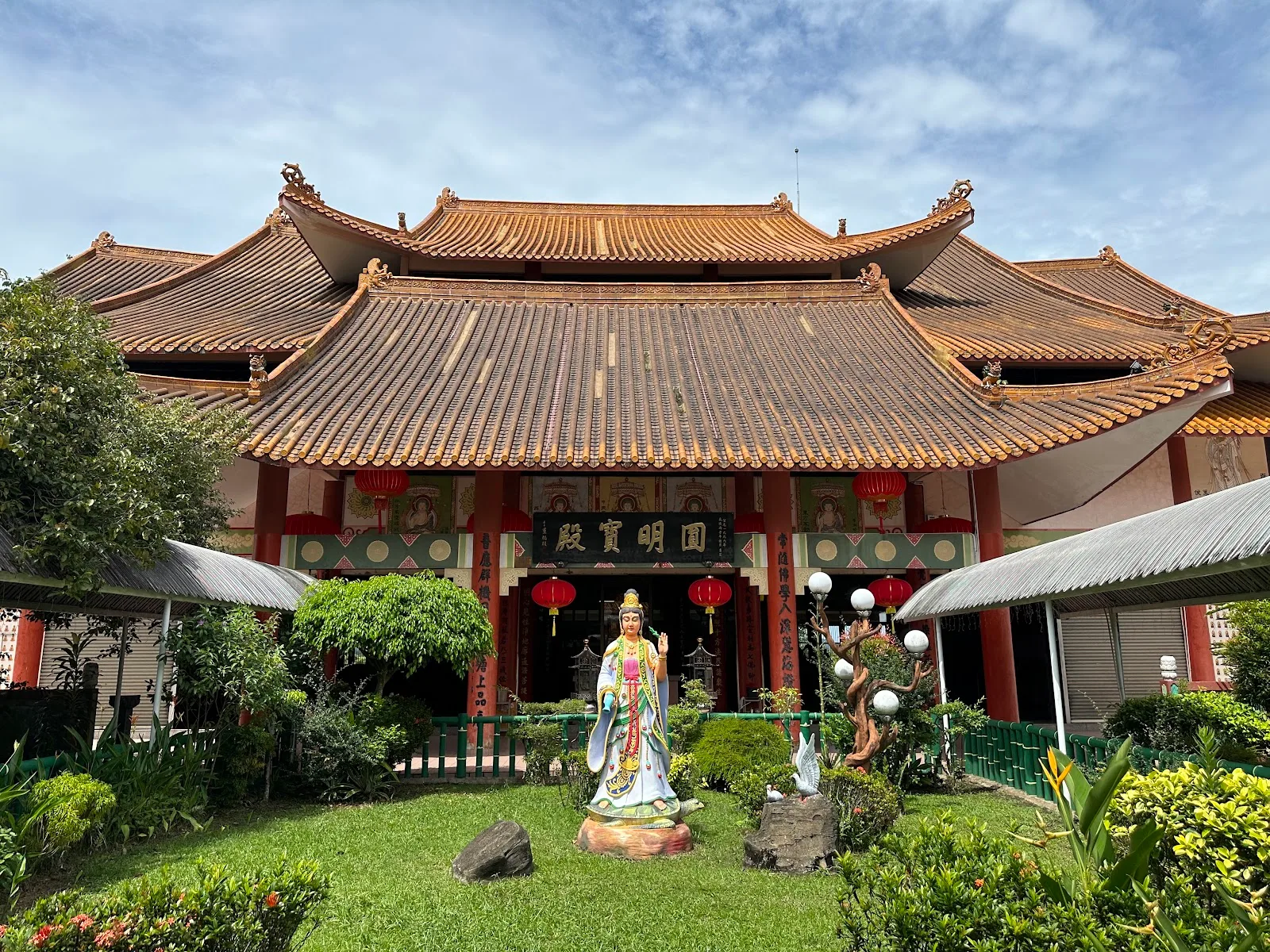 Puh Toh Si Buddhist Temple