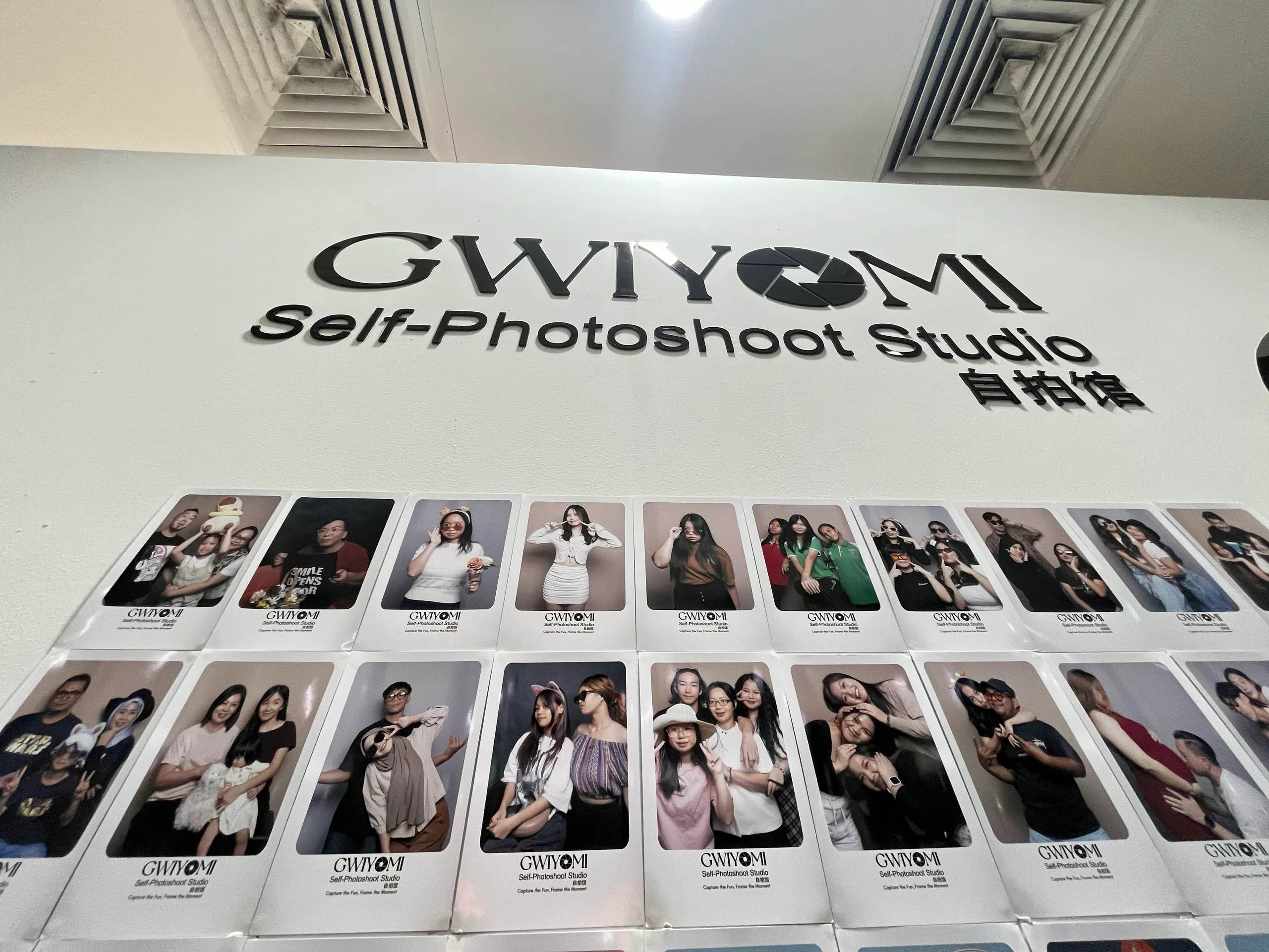 Gwiyomi Self Photoshoot Studio