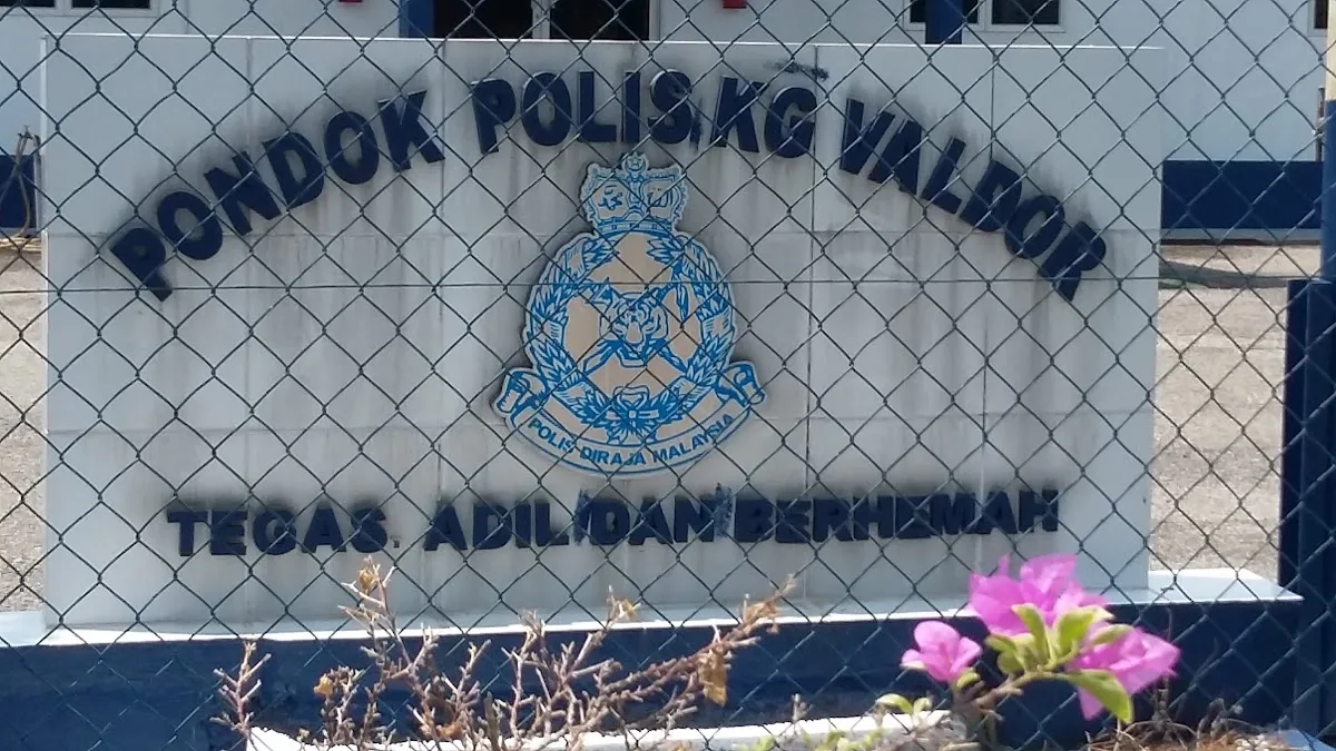 Pondok Polis Kampung Valdor
