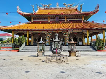 Lian Hua San San Ching Temple