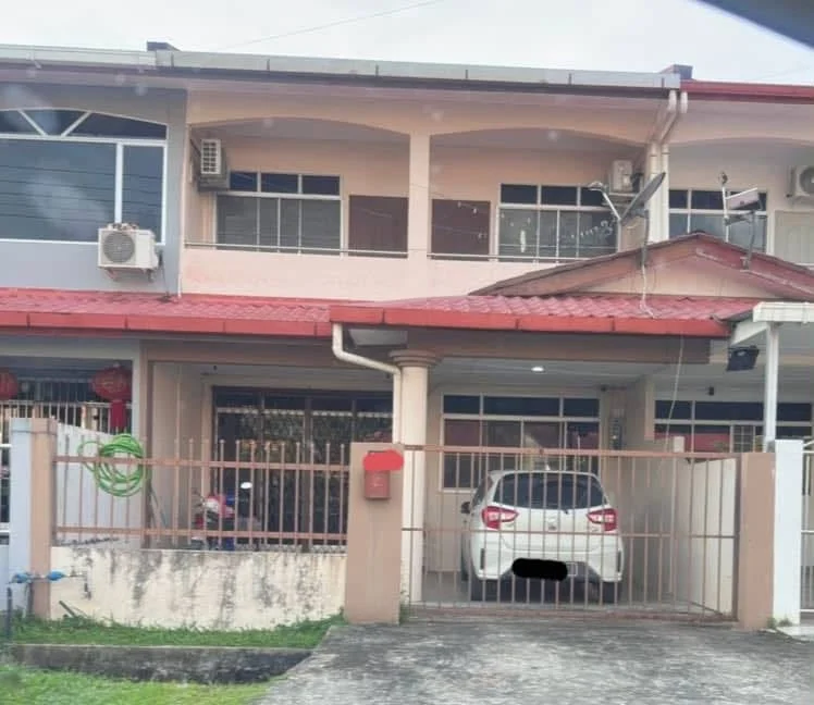 Taman Kemena Raya Double-Storey Intermediate House — For Sale