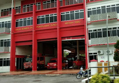 Balai Bomba dan Penyelamat Sungai Merah