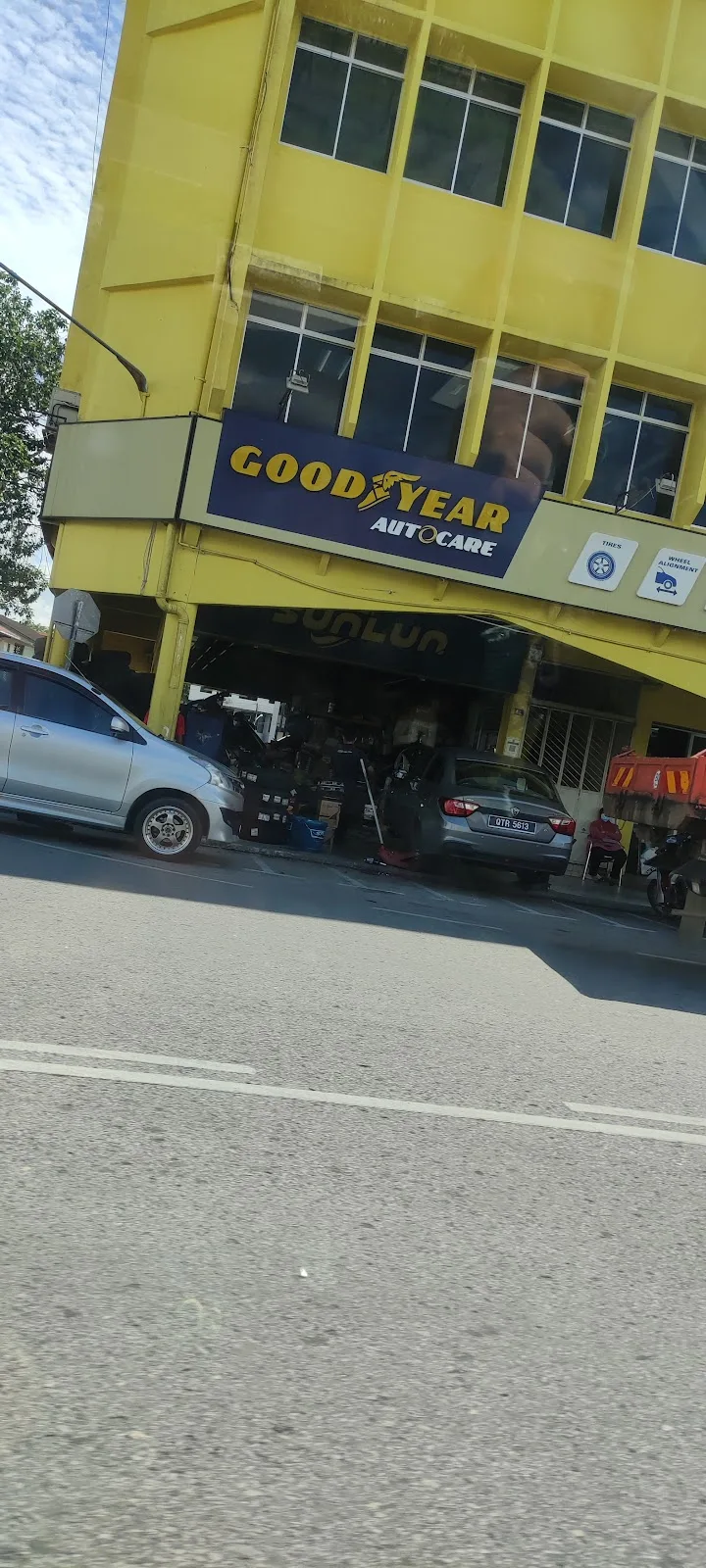 Sunlun Auto Service (MC) Sdn Bhd