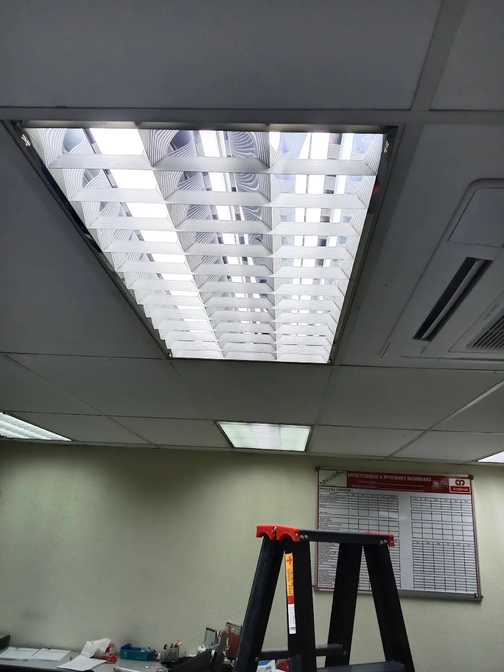Electrical and Air Conditioners Services (Mahesa Jaya)