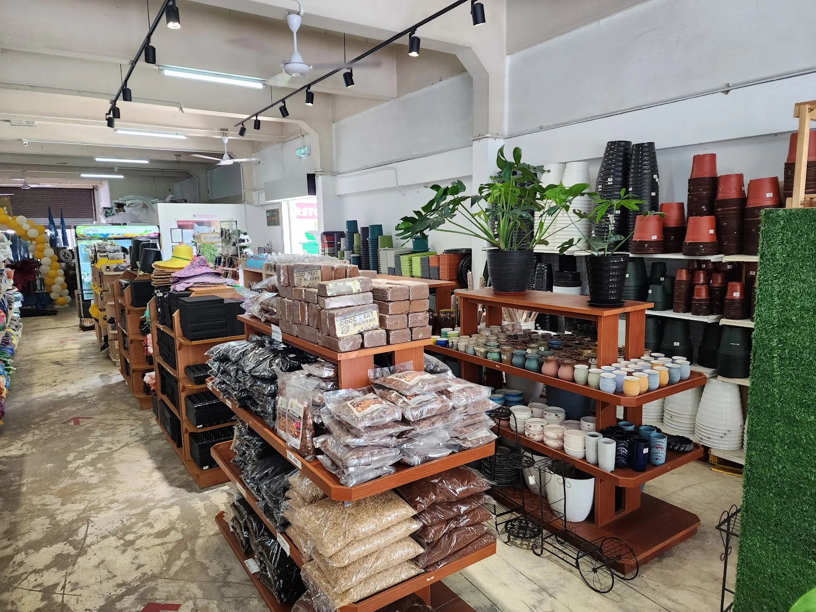 Labuan Agro House & Florist