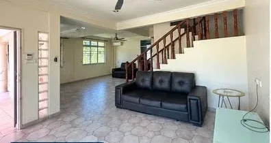 Semi-detached house for sale at Taman Danta Ria, Labuan