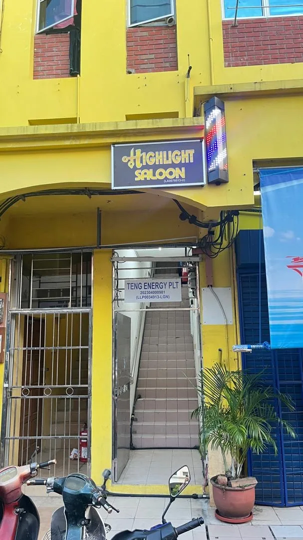 Highlight Saloon Labuan