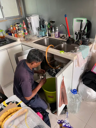 PLUMBER (WARRANTY 30 DAY)