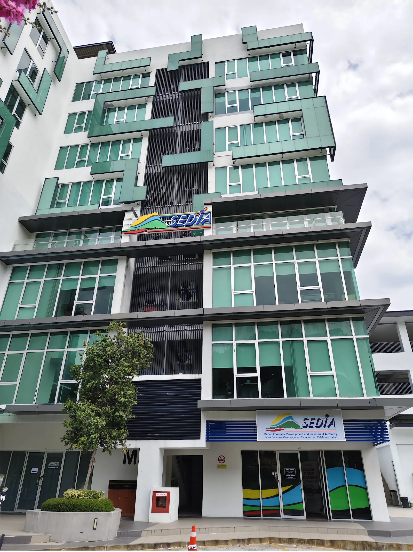 Sabah Economic Development and Investment Authority (SEDIA)